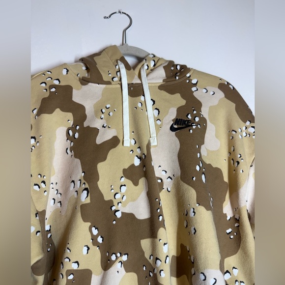 Nike Chocolate Chip Desert Camo Cropped Hoodie Sweatshirt - Picture 4 of 6